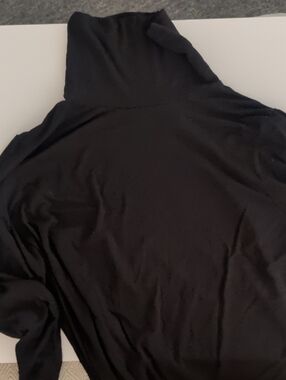 Mercer & Madison black turtleneck